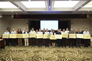 徐汇区举行政府工作会议暨区营商服务中心揭牌仪式 会议服务